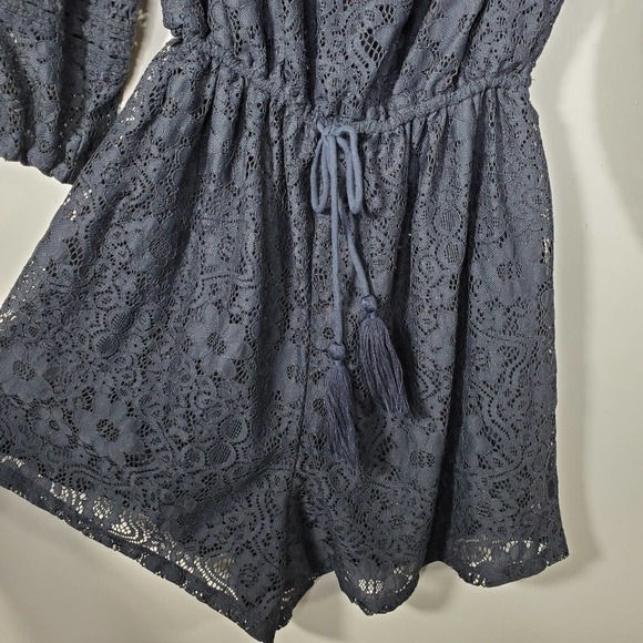 Hollister Off Shoulder Lace Romper Shorts Navy Size Small - Picture 2 of 11